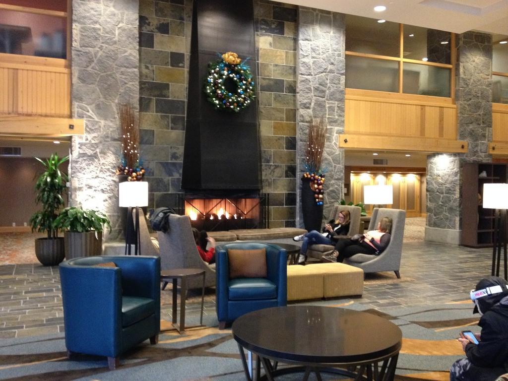 The Westin By Latour Aparthotel Whistler Exteriör bild