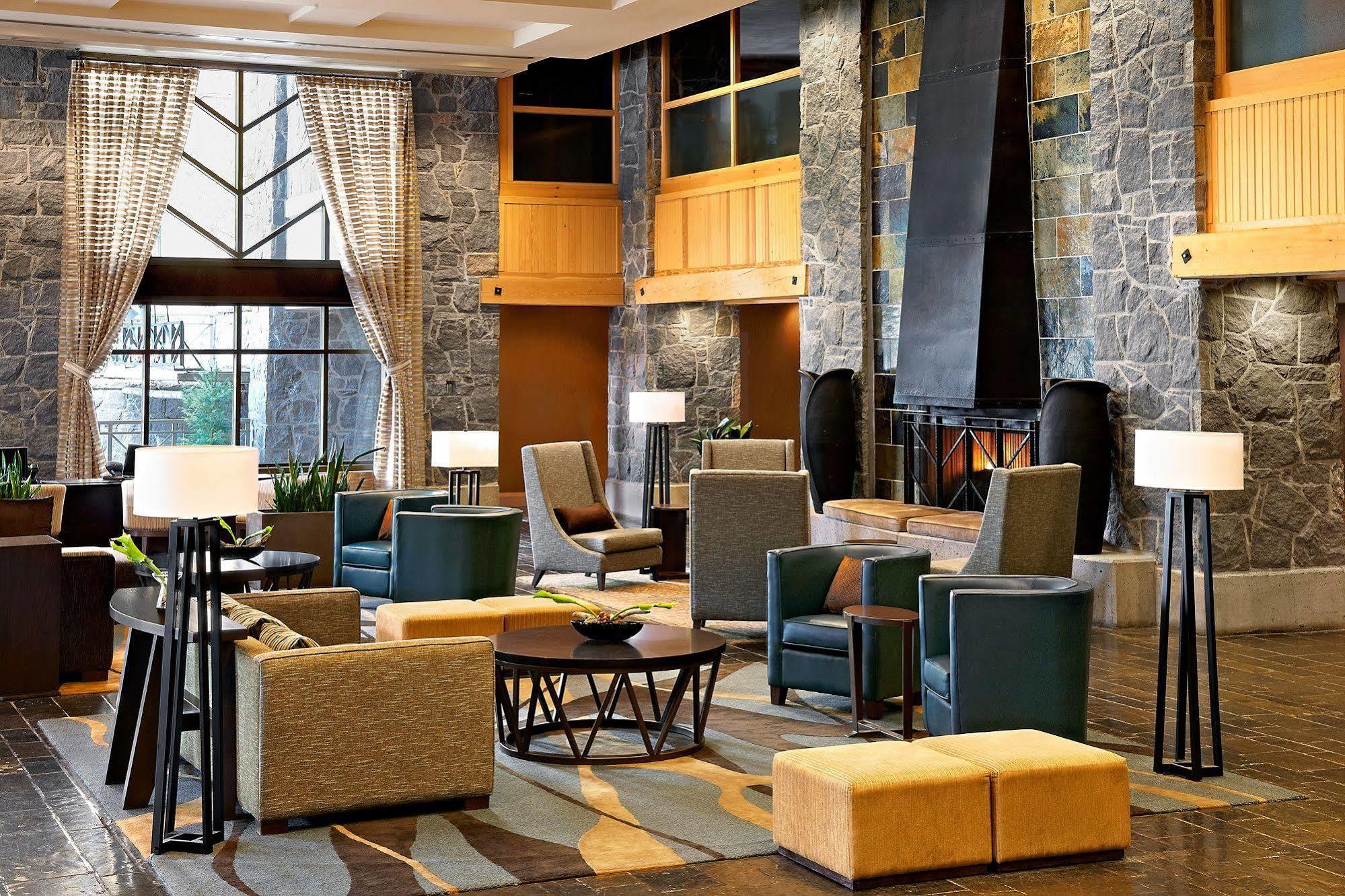 The Westin By Latour Aparthotel Whistler Exteriör bild