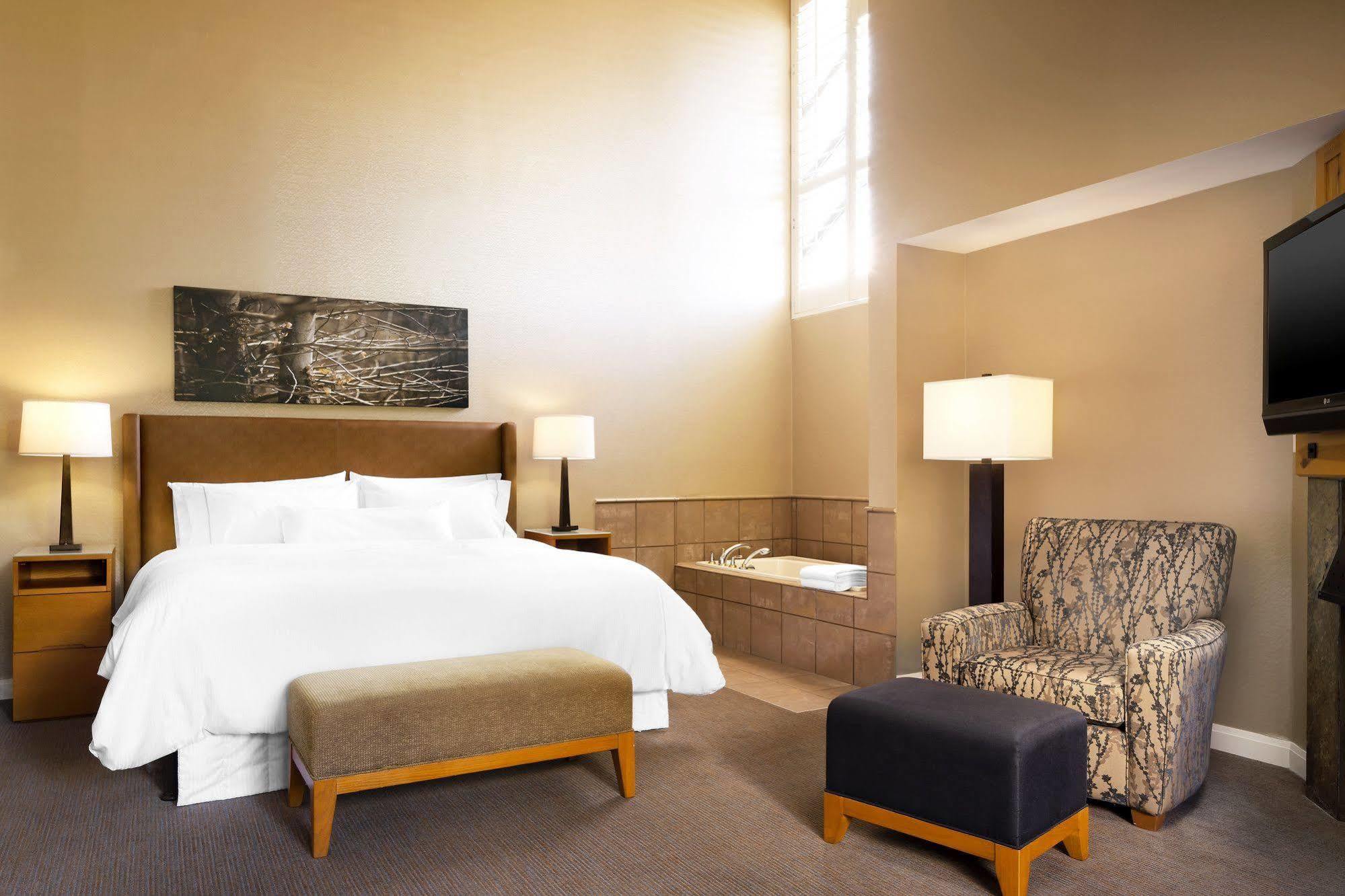 The Westin By Latour Aparthotel Whistler Exteriör bild