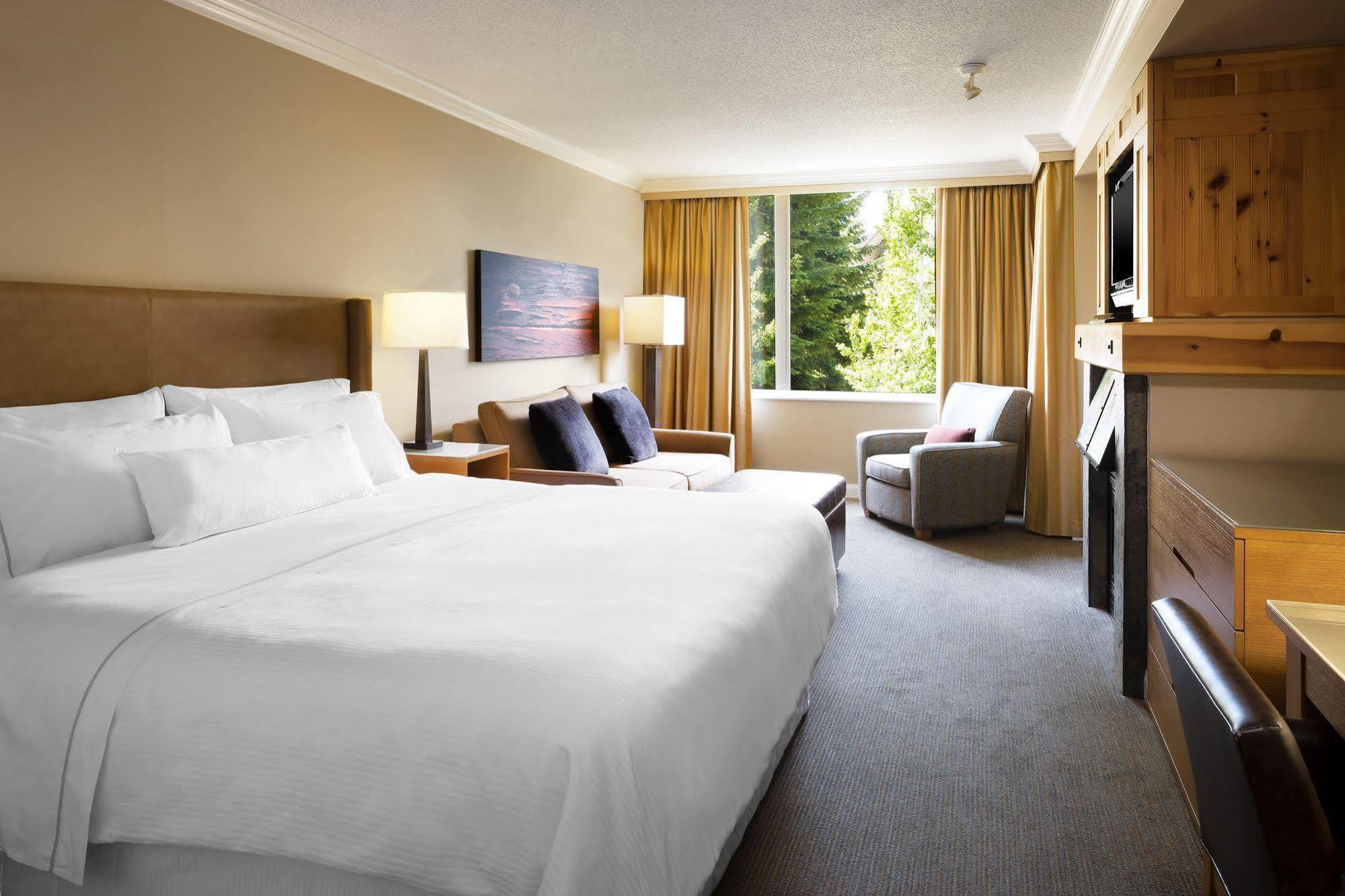 The Westin By Latour Aparthotel Whistler Exteriör bild